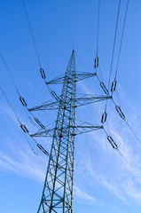High voltage power pylon