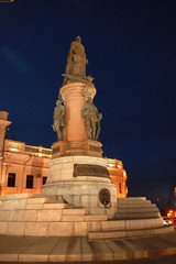 Fototapeta na wymiar Pomnik Katarzyny II Wielkiej