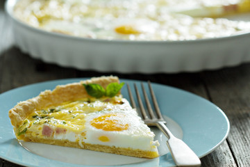Quiche with ham and eggs