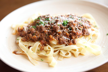 Spaghetti fettucine bolognese