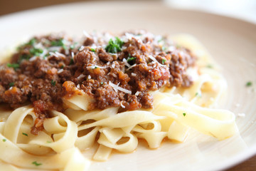 Spaghetti fettucine bolognese