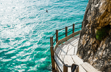 Trail to Grotta del Bue Marino