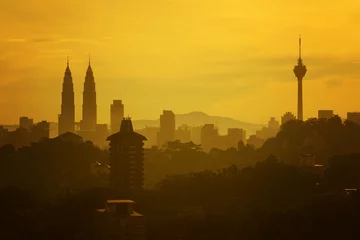 Abwaschbare Fototapete Kuala Lumpur silhouette of kuala lumpur city