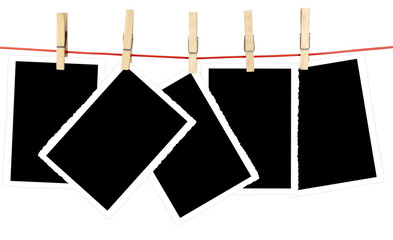 fonds pour vieilles photos dentelées sur corde à linge