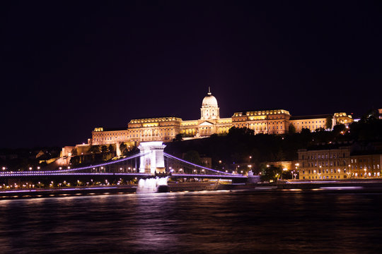 Buda Castle with Chain bridge at night
