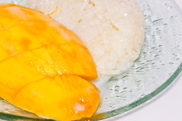 sticky rice with mango