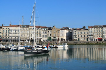 Fototapeta na wymiar Stary Port w La Rochelle