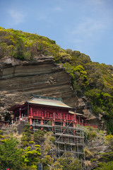 館山　崖観音