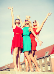 three beautiful women in the city