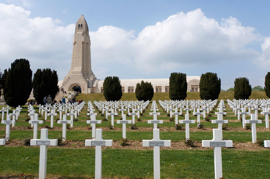 Kriegsgr&auml;ber-Gedenkst&auml;tte Verdun