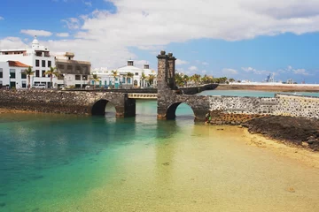 Foto auf Acrylglas Old bridge and fortress in Arrecife, Lanzarote © milda79