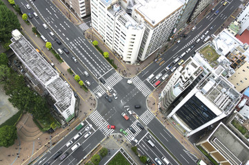 Fototapeta premium 大都会の交差点イメージ（俯瞰撮影）