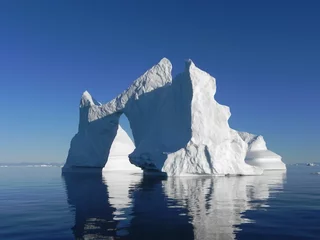 Papier Peint photo Lavable Cercle polaire Iceberg majestueux du Groenland
