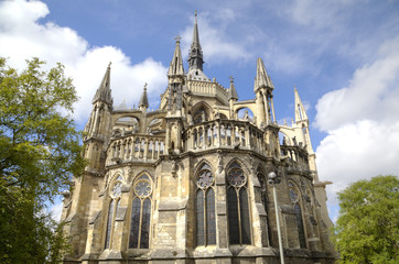 Fototapeta na wymiar Notre-Dame de Reims Cathedral. Reims, France