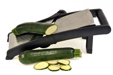 Courgettes tranchées à la mandoline