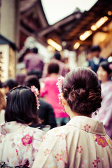 Fototapeta premium Japanese women wear traditional Kimono,Kiyomizu temple,Kyoto