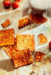 Spicy cheesy Italian dried crackers