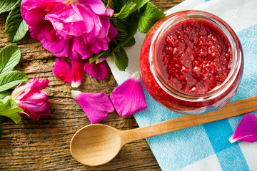 Rose jam