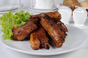 Spicy pork ribs marinated in garlic