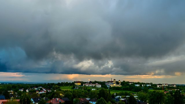 TL - Regenwolken &uuml;ber Freising