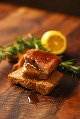 Rye bread on cutting board