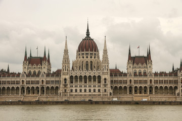 Fototapeta premium Ungarisches Parlament