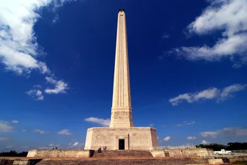 Fototapeten San Jacinto Monument in Houston, Texas © doncon402