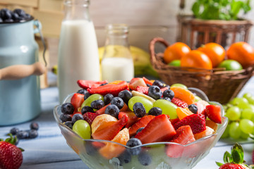 Healthy salad made ​​of fresh fruits