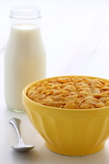 Healthy corn flakes breakfast