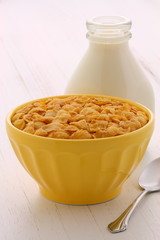 Healthy corn flakes breakfast