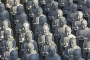 Obraz premium Small Jizo at Hase-dera Temple in Kamakura
