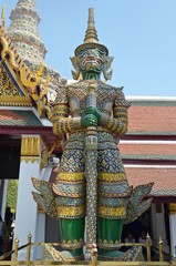 statue of thai giant Yaks