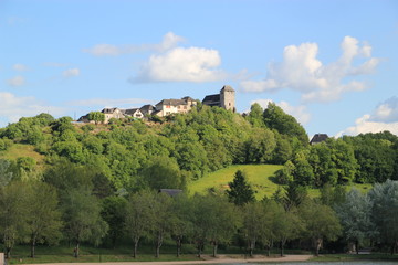 Fototapeta na wymiar Le lac du Causse.(Corrèze)