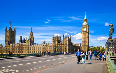Naklejka premium Big Ben i Houses of Parliament nad Tamizą