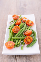 green bean and tomato