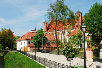 Obraz premium St. Anne's and Bernardinu Church in Vilnius city