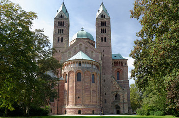 Fototapeta na wymiar Dom zu Speyer Rückseite