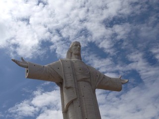 el cristo statue cochabamba bolivia