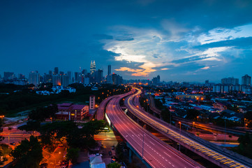 Bluehour from Jelatek with KLLC view © azirull