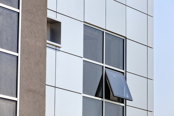 Aluminum facade