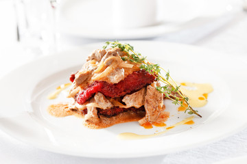 beetroot pancakes with meat sauce