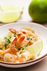 prawns with lime on thyme