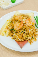 Pad thai