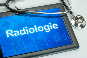 Tablet mit dem Fachgebiet Radiologie auf dem Display