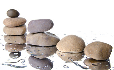 Composition of stacked pebbles