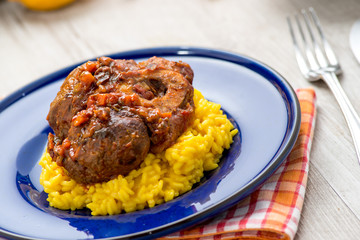 Ossobuco con risotto alla milanese
