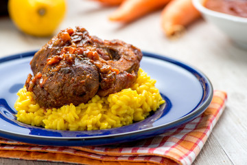 Risotto alla milanese con ossobuco