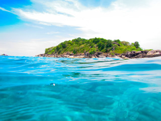 Fototapeta na wymiar A paradise with perfect crystal clear sea, Similan islands, Anda