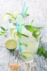 fresh mojito drink