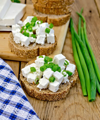 Bread with feta and green onions